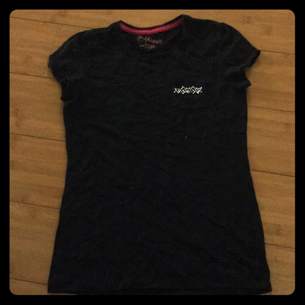 Black Hanes T-shirt